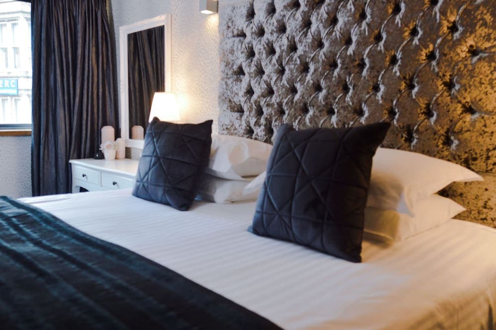 Posh Pads, photo 5