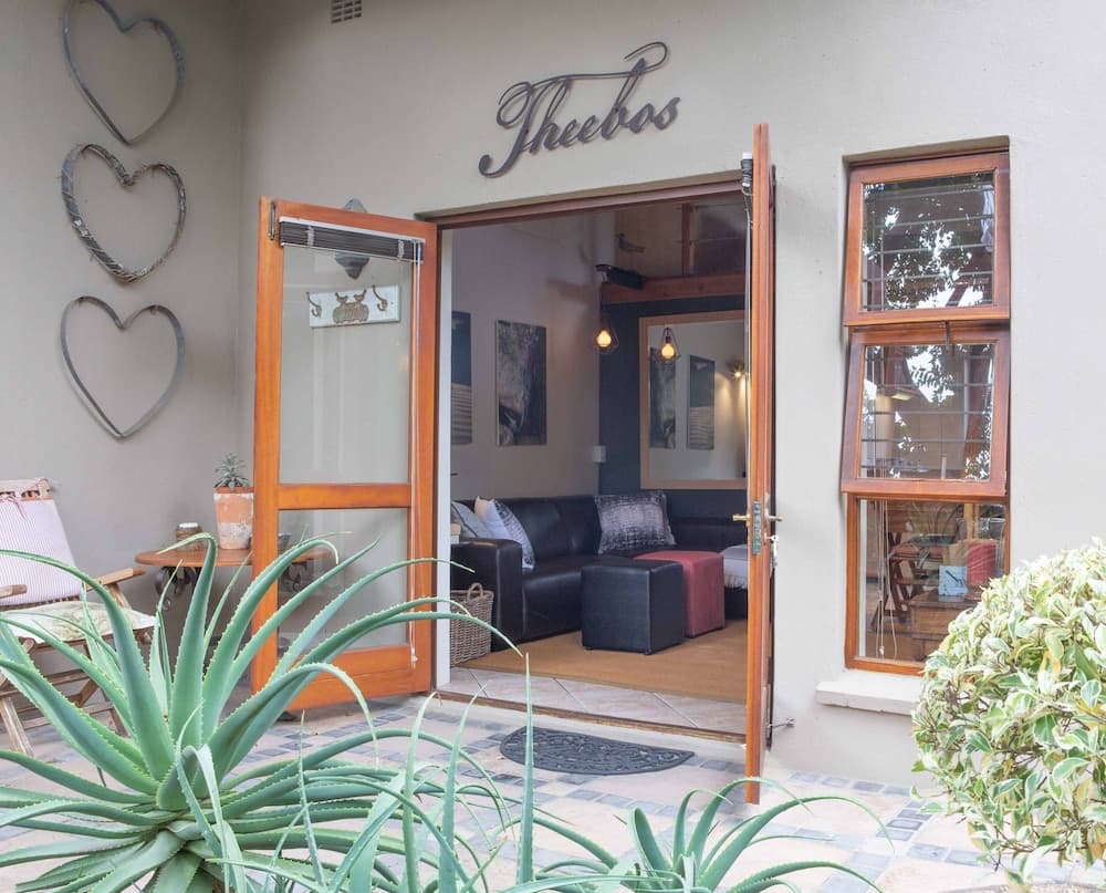 Theebos Anneline's Self Catering Apartments, photo 2