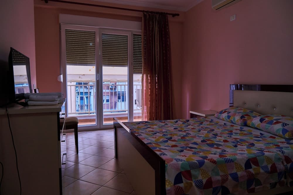 Kalpazo Home Skanderbeg Square, Tirana, photo 4
