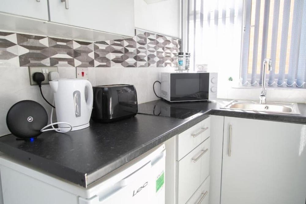 Hill's View Apartments, Manchester, photo 3