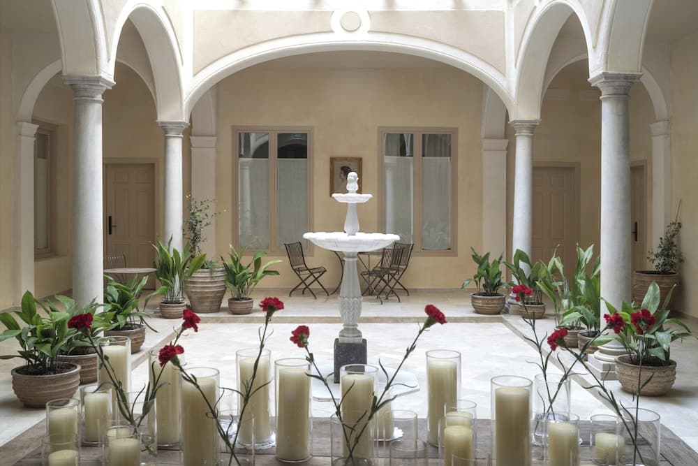 Raíces Alameda Casa Palacio, Seville