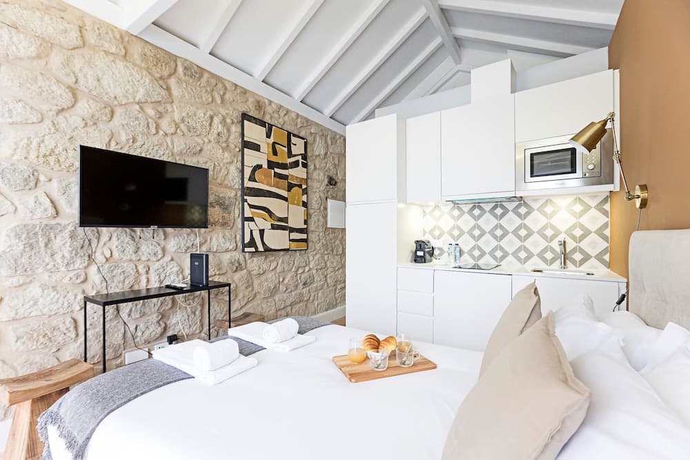 Cimo de Vila 62 by LovelyStay, Porto