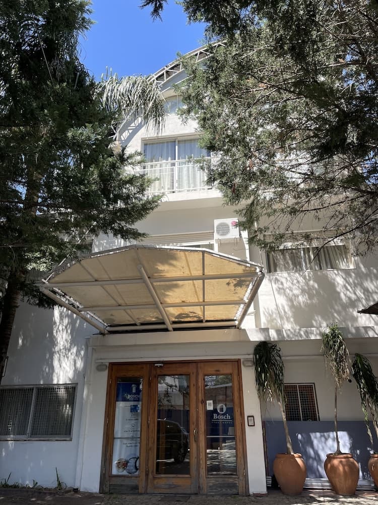 Apart hotel bosch, Vicente Lopez