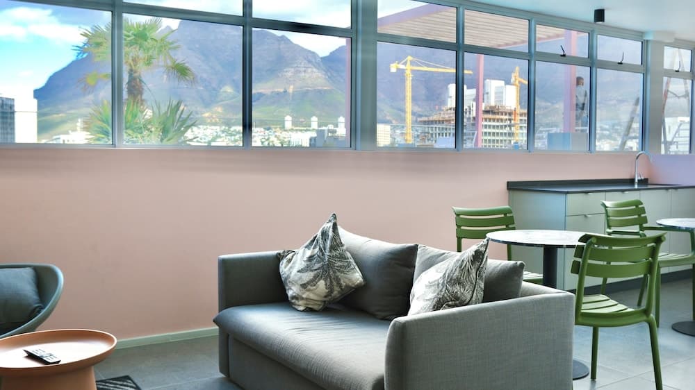 Urban Elephant The Rose, Cape Town, photo 5