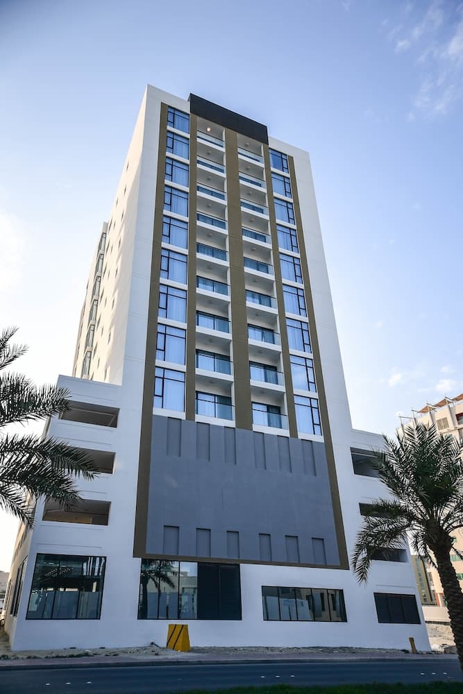 Noor Amwaj, Muharraq