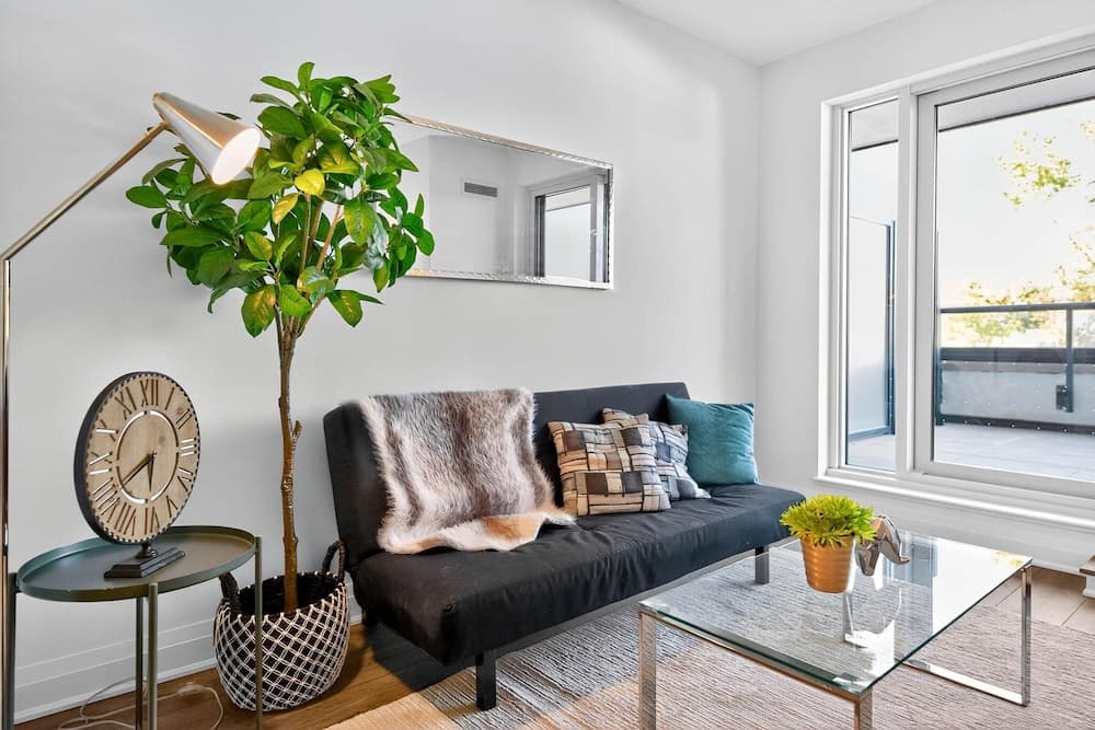 RivetStays - The Westmount Suites, Toronto, photo 6