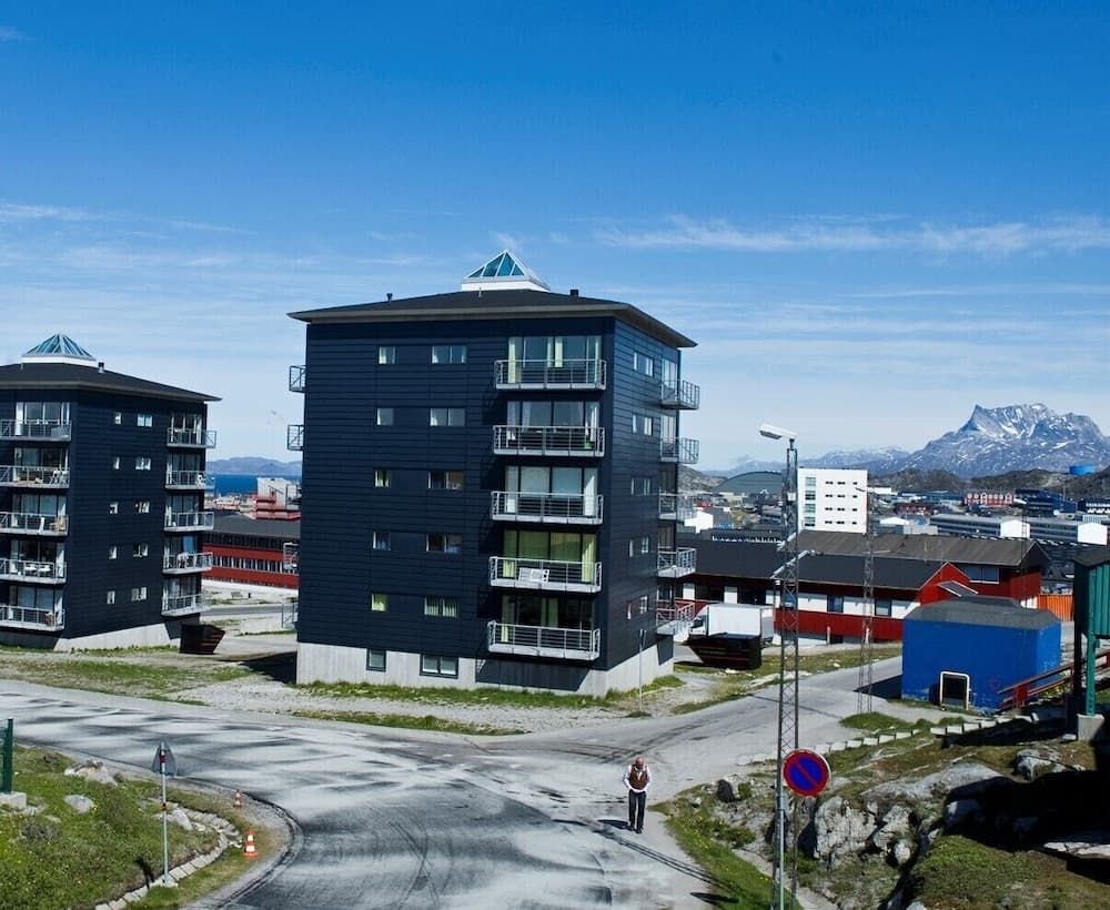 Nuuk Hotel Apartments by HHE, Nuuk