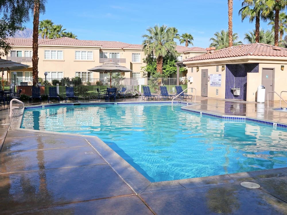Raintree's Cimarron Golf Resort, Cathedral City, photo 2