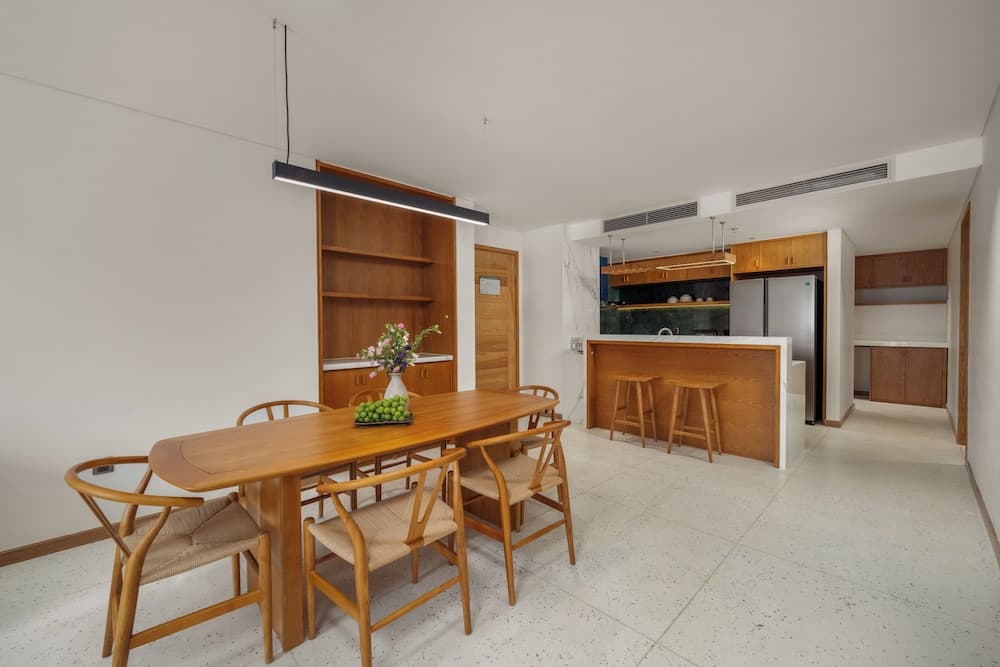 Vernal hotel & Apartment office, Da Nang, photo 4