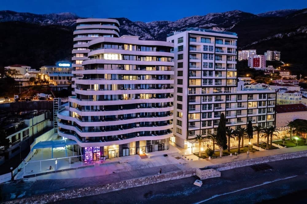 Royalis Suites, Becici