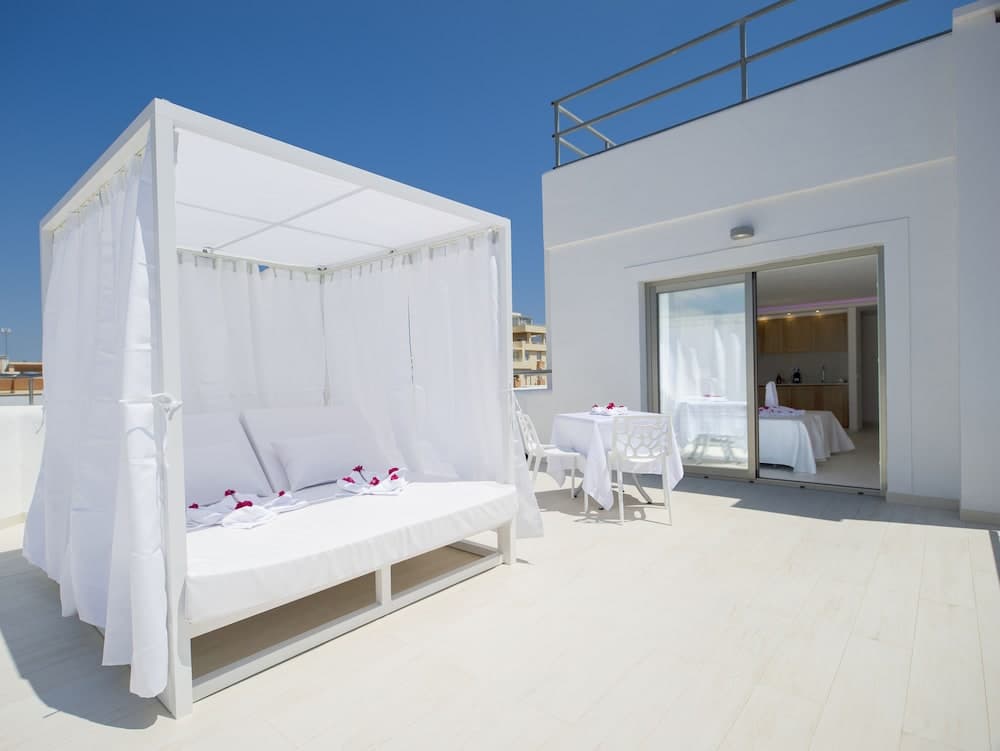 My Way Luxury Ibiza Studios, Ibiza, photo 2