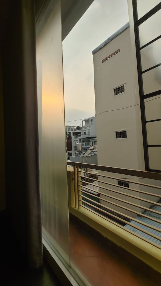 D Home 2, Nguyen Cu Trinh