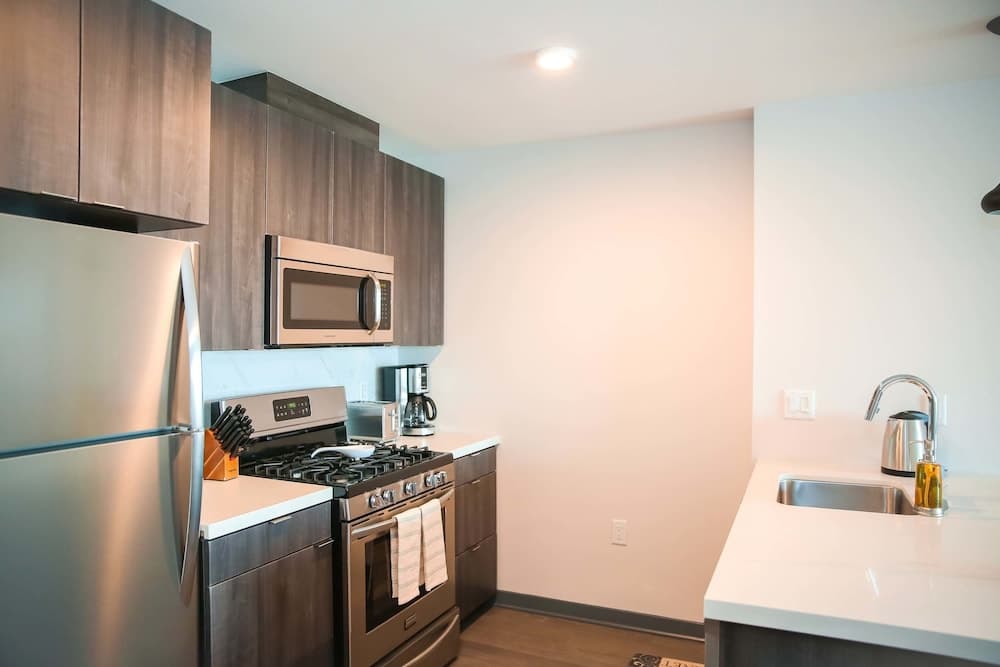 Fully Furnished Suites near Little Tokyo, Los Angeles, photo 3
