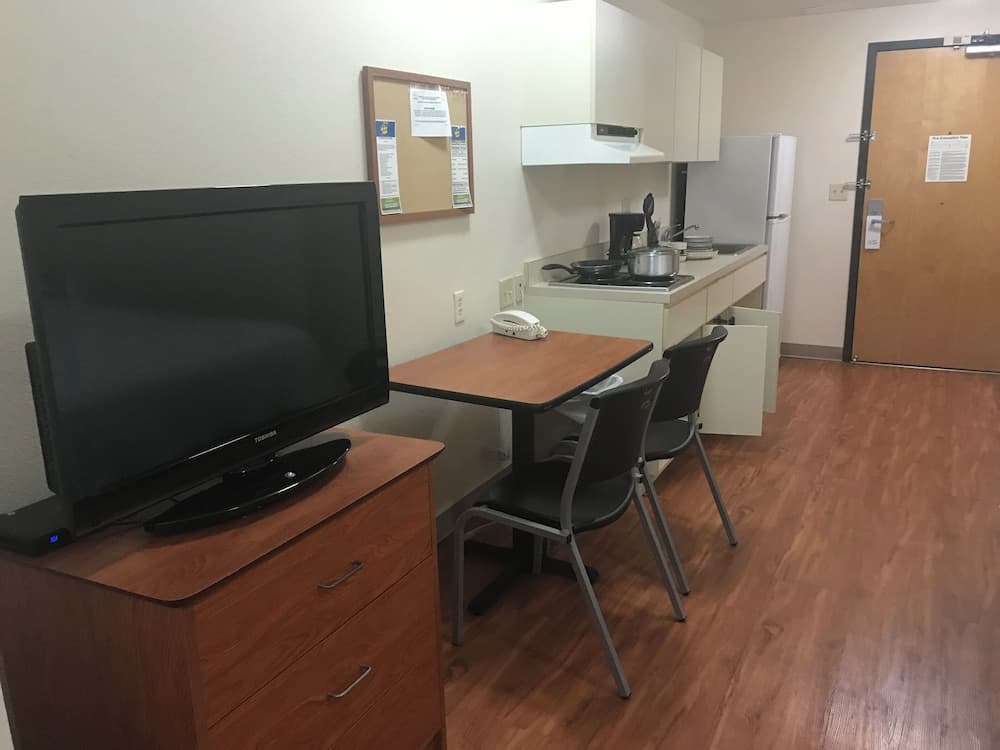 BEST STUDIO INN, Homestead