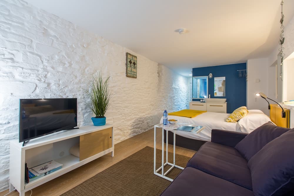 roomPEDRA Apartamentos Turísticos, Santiago de Compostela, photo 6