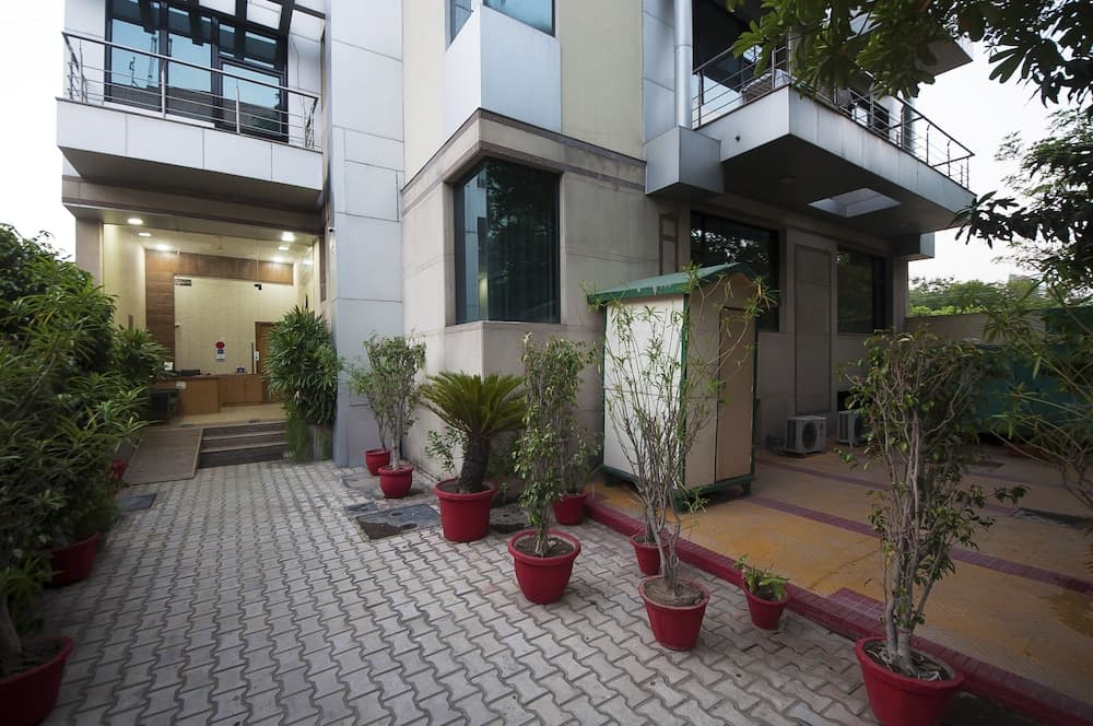 Imperial Apartments Gurugram, Gurugram