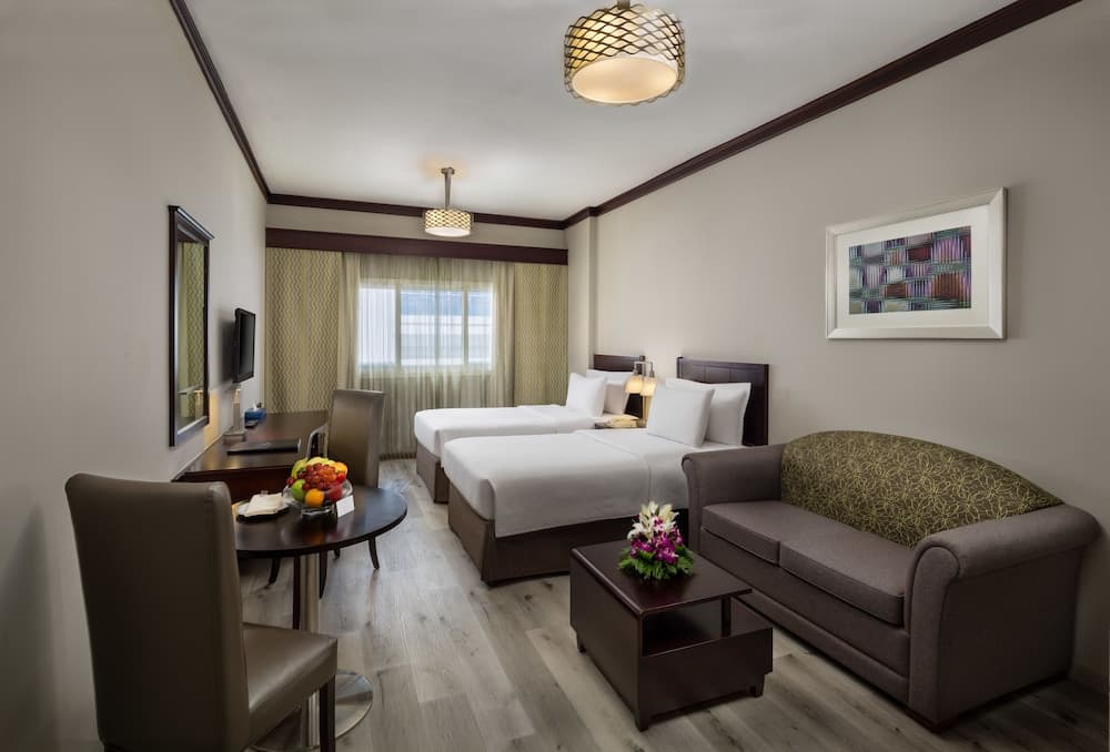 Savoy Park Hotel Apartments, Dubai, photo 3