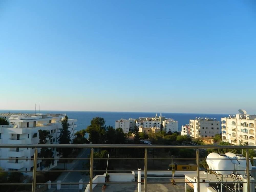 Girne Ideal Rezidans, Kyrenia, photo 2