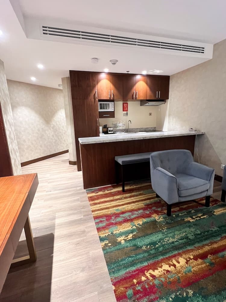 City Seasons Suites, Dubai, photo 6