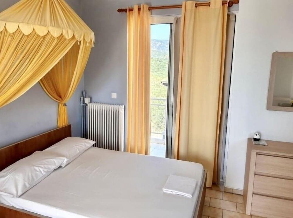 Bay Holiday Hotel & Spa, Stylida, photo 5