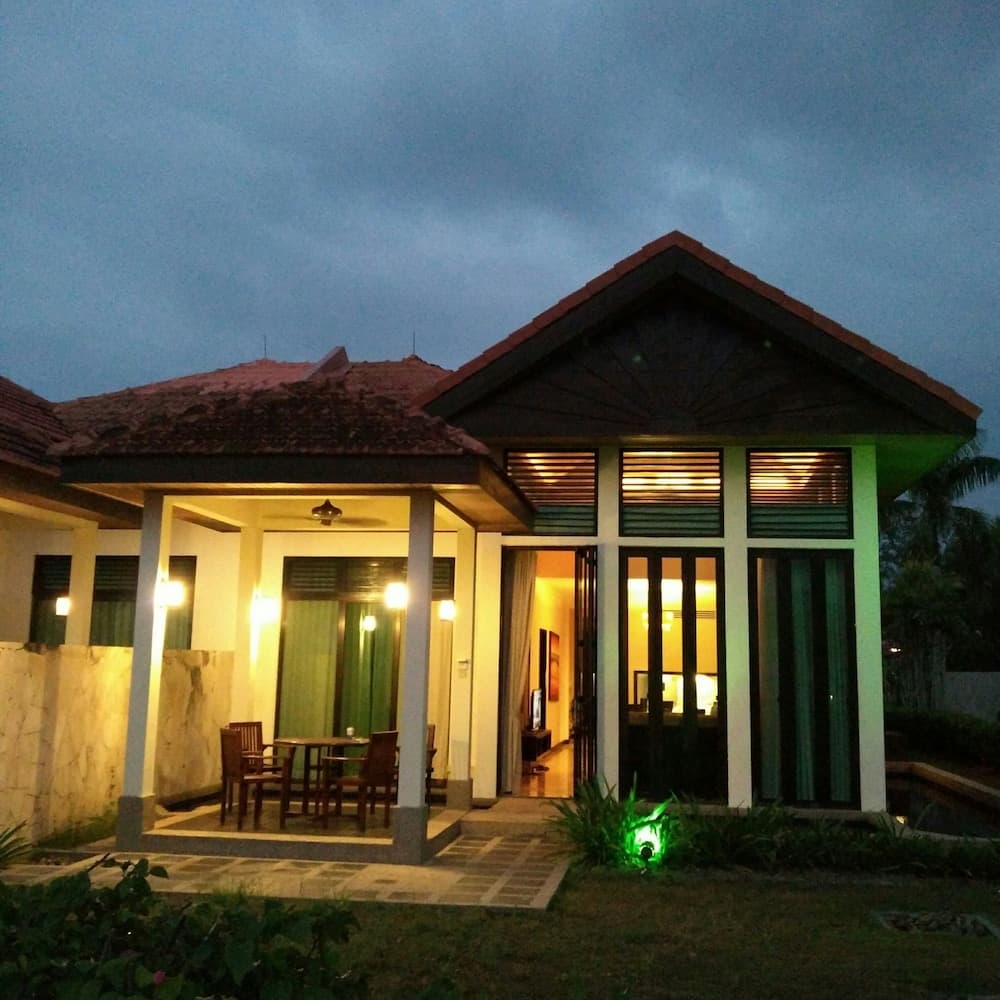 Sabah Beach Villas & Suites, Kota Kinabalu, photo 4