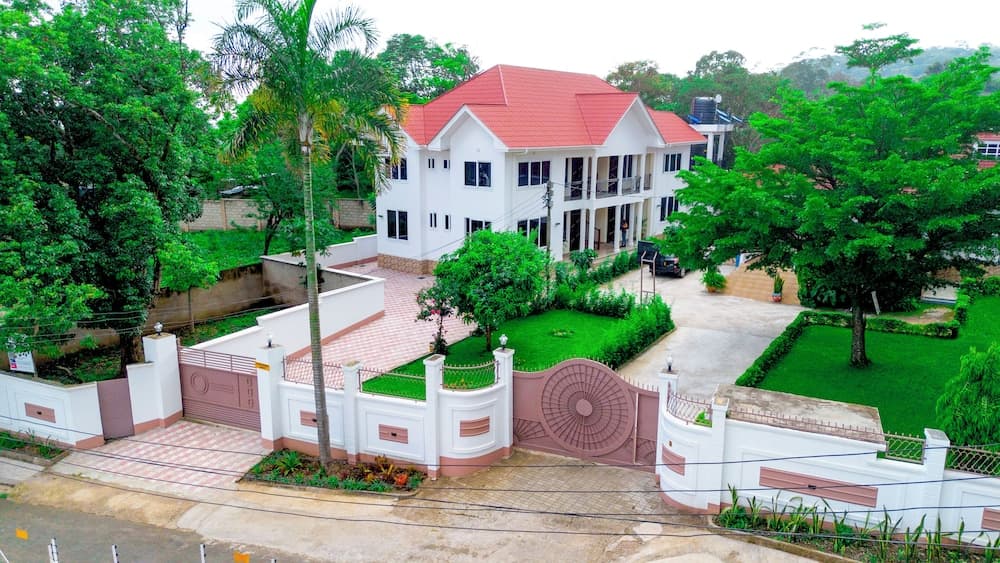 VvEK BED AND BREAKFAST APARTMENT, Arusha