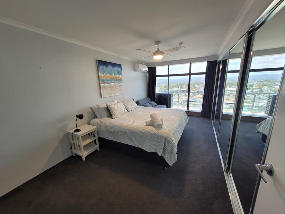 Surfers Chalet, Surfers Paradise, photo 3