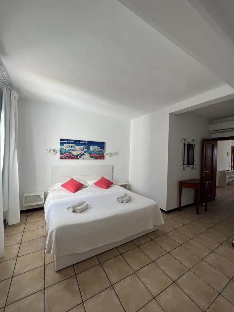 Apartamentos Vista Vedrá, Formentera, photo 5