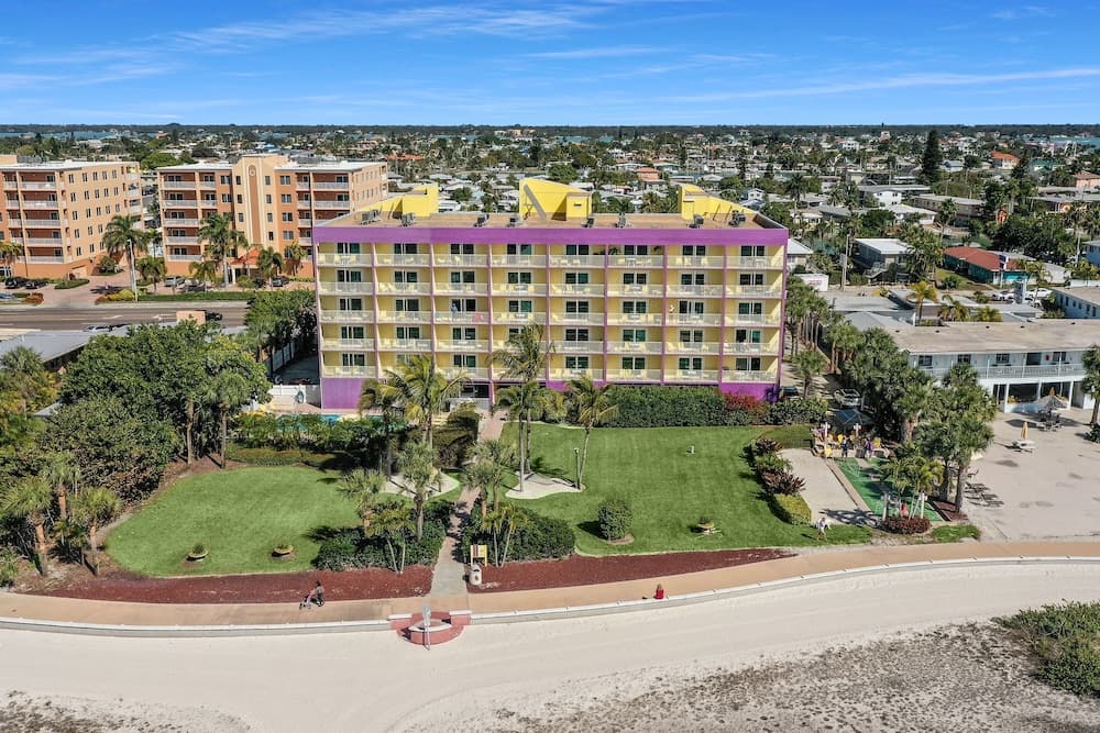 South Beach Oceanfront Resort, Treasure Island