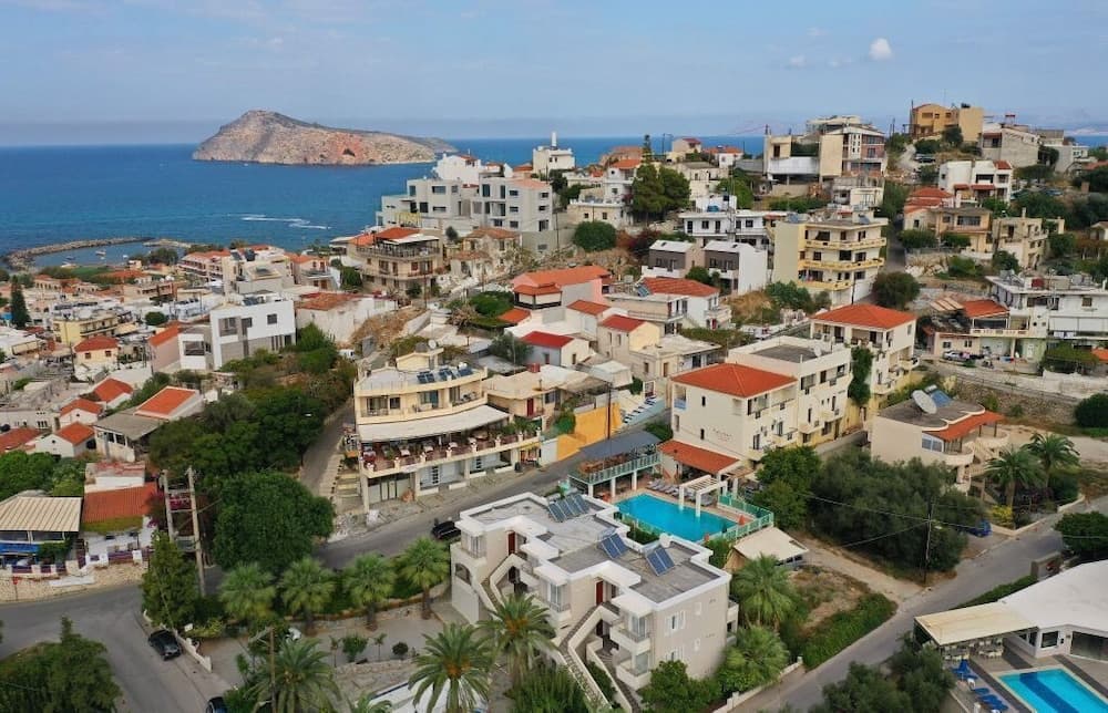 Building at Mythos Platanias