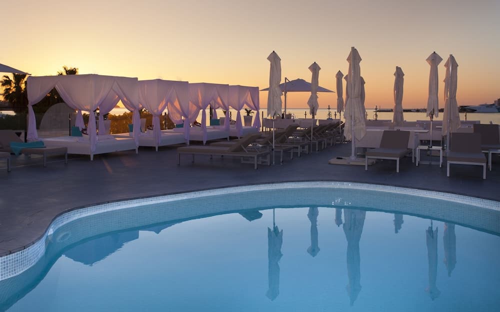 Apartamentos Typic Marina Playa - Adults Only, Sant Antoni de Portmany