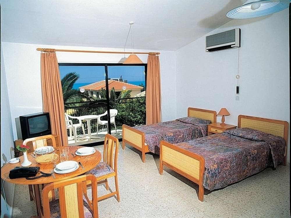 Tavros Hotel Apartments, Neo Chorio, photo 3