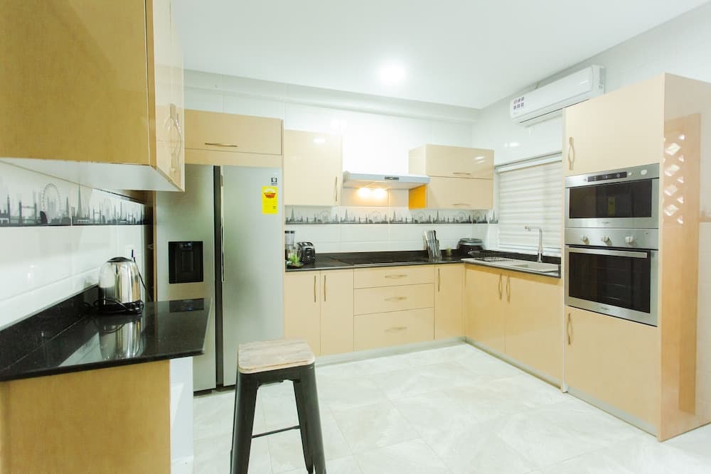 Accra Luxury Apartments  at Achimota, Accra, photo 3