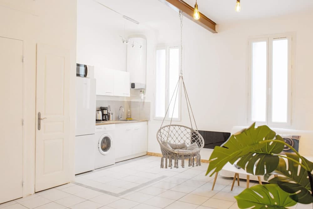 GregBnb - Le Valbourdin - Toulon Ouest, Toulon