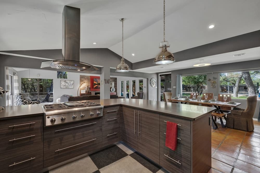Terracotta Oasis - Wimberley for 30 Guests, Wimberley, photo 6