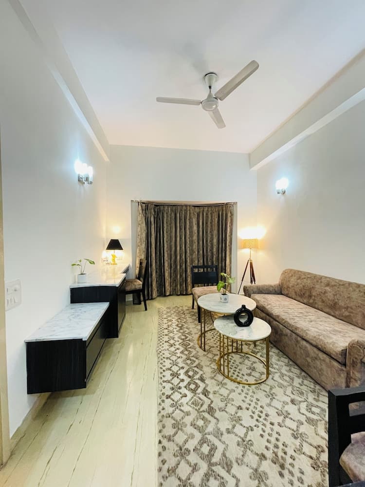 BedChambers Serviced Apartments Sector40, Gurugram, photo 5