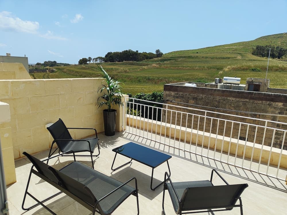 Veduta ta' Pinu Holiday Residences, Gharb, photo 6