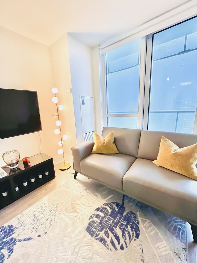Toronto Rooms and Suites, Toronto, photo 2