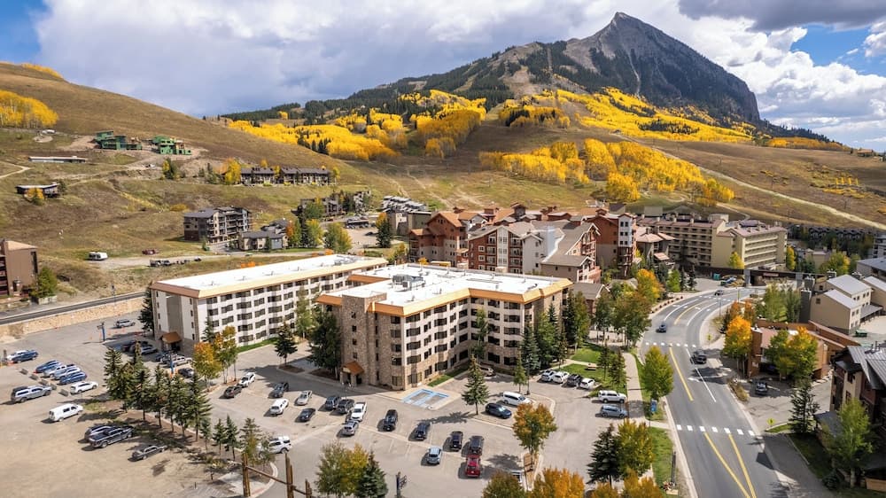 The Grand Lodge by Traverse Hospitality (No Resort Fees), Crested Butte