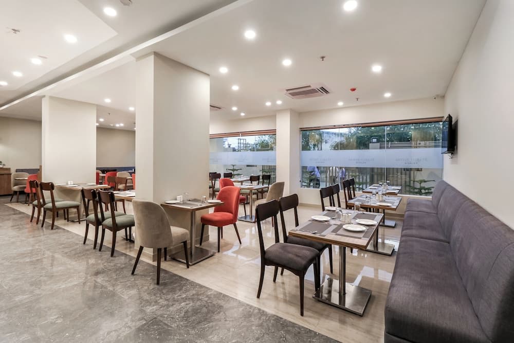 Starlit Suites Newtown Kolkata, Barasat, photo 3