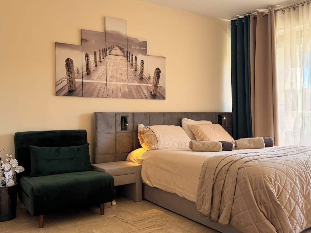 Marina Suites Confort  Appart Hotel, Mandelieu-La-Napoule, photo 2