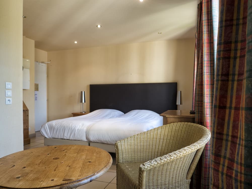 Residence Hotel Les Ducs De Chevreuse, Chevreuse, photo 3