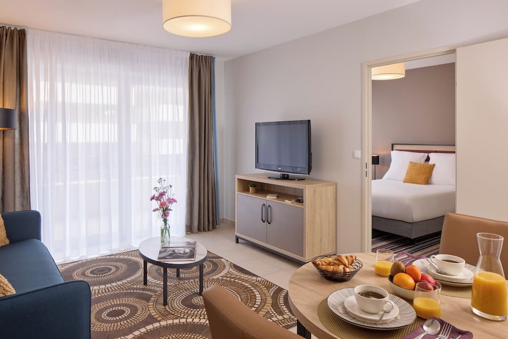 Quality Suites Perpignan Prestige, Perpignan, photo 2