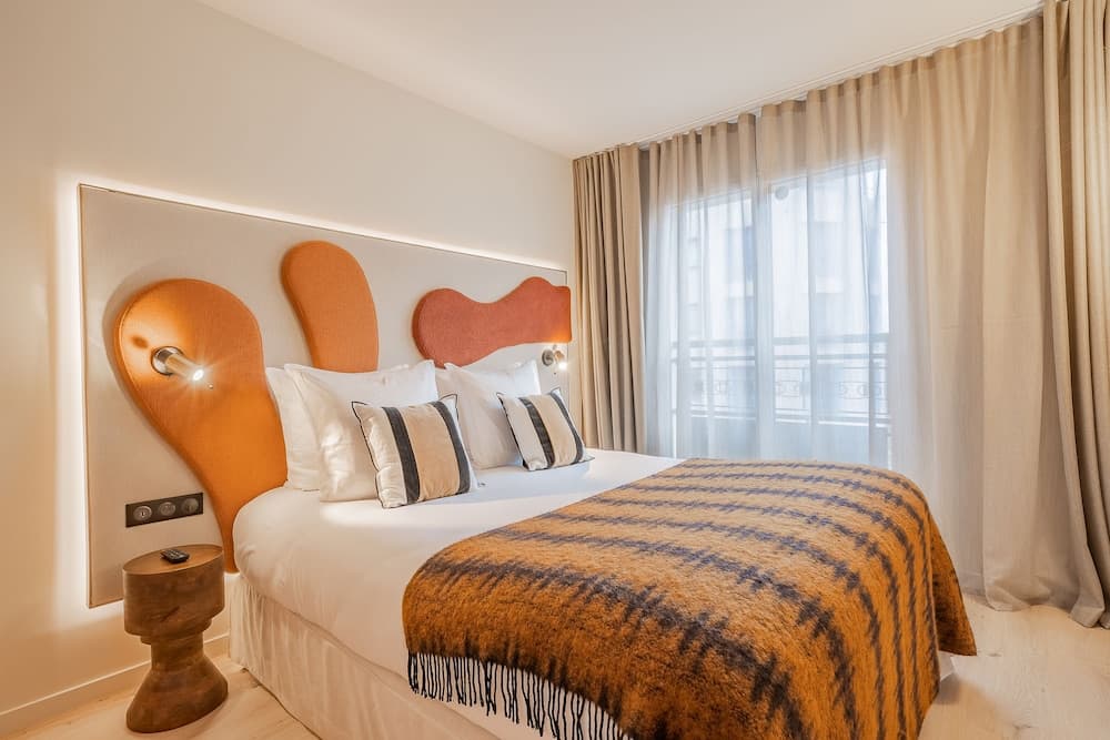 Hotel room at Yuna Porte Maillot - ApartHotel