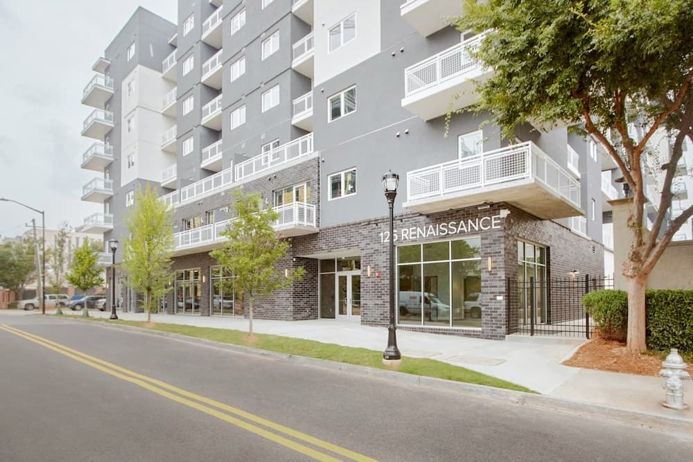 Dorsen Stay, Atlanta