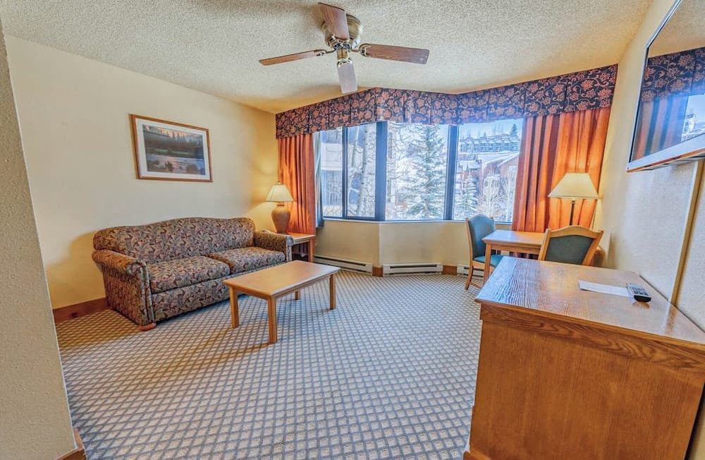 The Grand Lodge by Traverse Hospitality (No Resort Fees), Crested Butte, photo 3