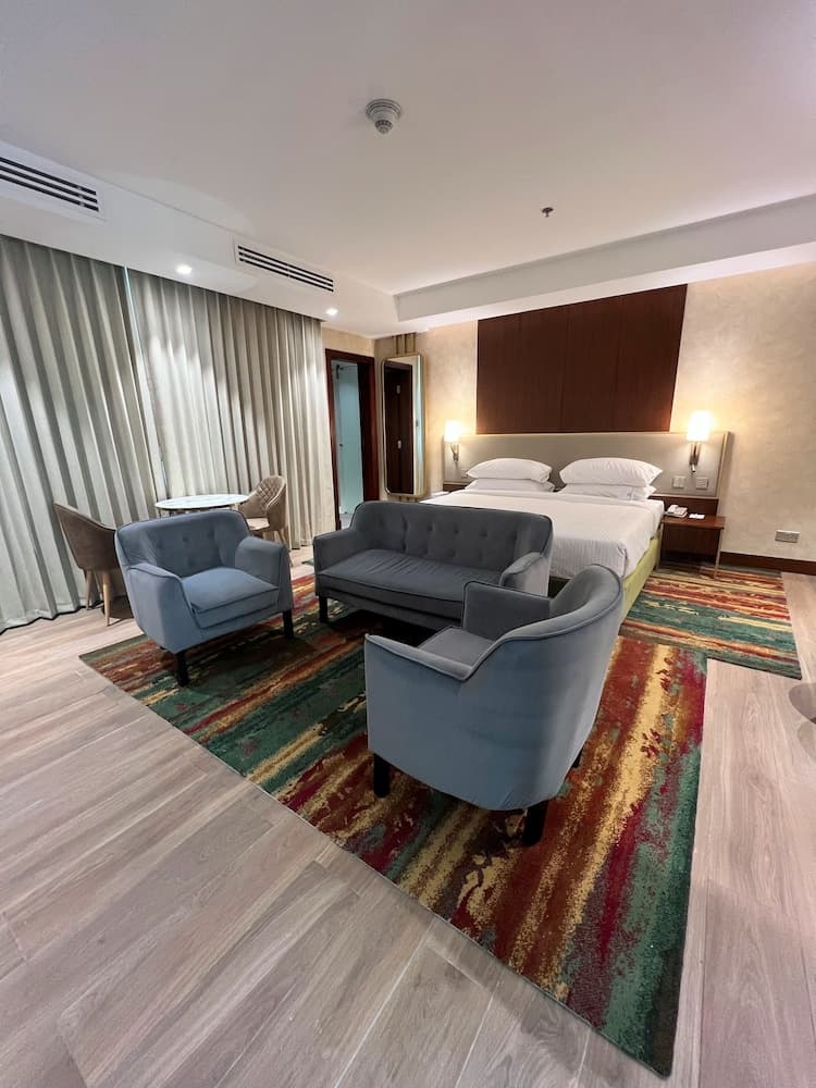 City Seasons Suites, Dubai, photo 2