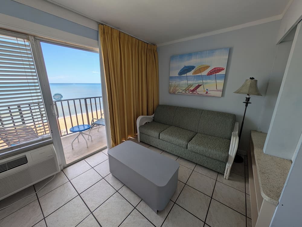 Traders Inn Beach Club, Ormond Beach, photo 6