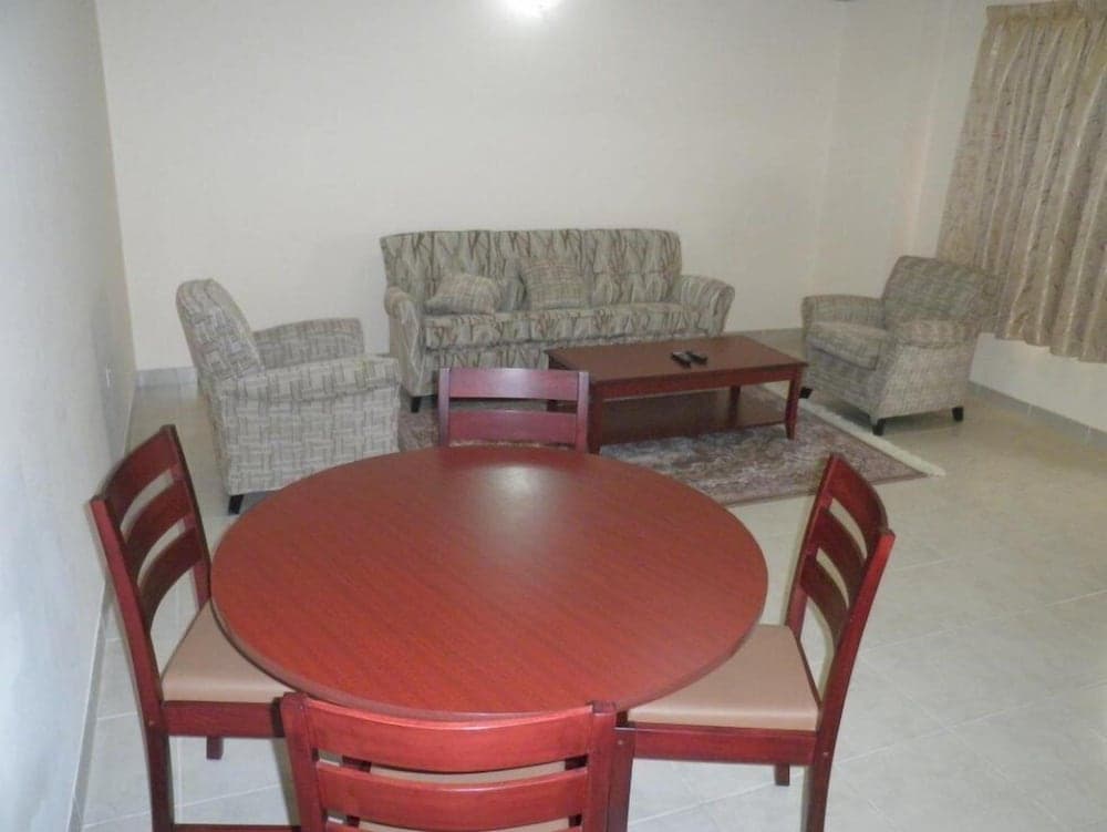 Hamasa Plaza Hotel and Apartments, Al Buraymi, photo 4