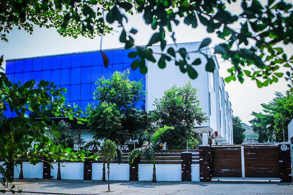 The Glass Residence, photo 1